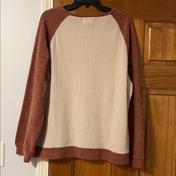 Top! - Picture 5 of 5